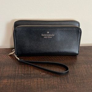 Staci Large Carryall Wristlet